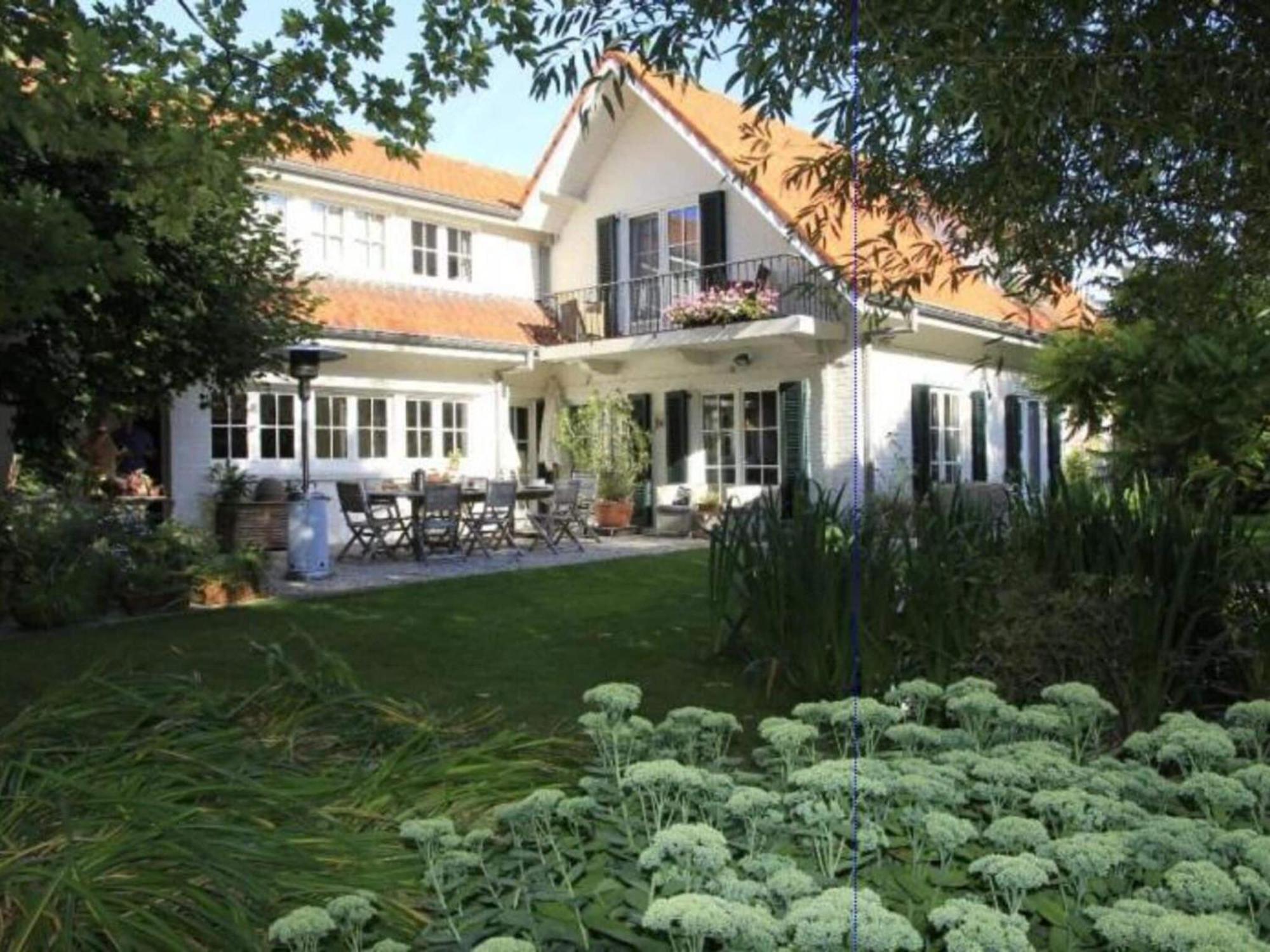 Spacious Holiday Home In The Center Of Ostend Exterior photo